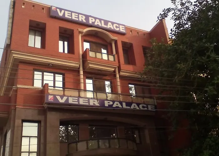 Hotel Veer Palace New Delhi